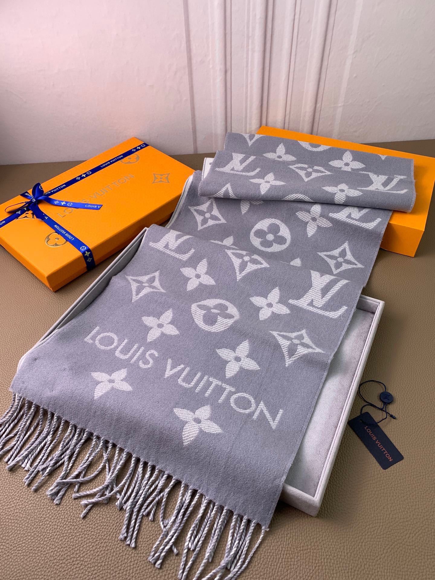 Louis Vuitton Scarf